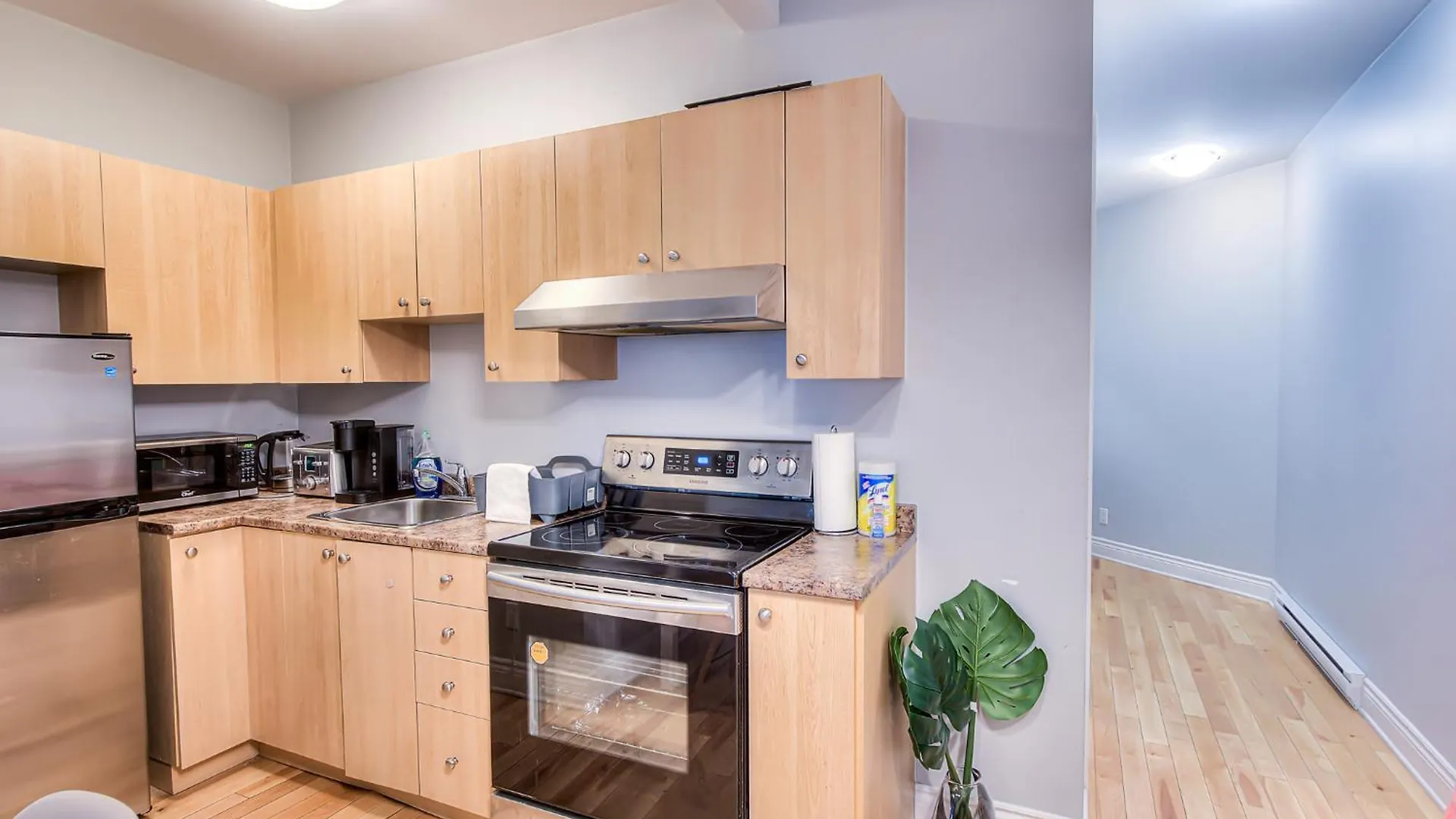 Premier Destination For Big Groups Mtl Vacation And Nightlife Apartment Montreal